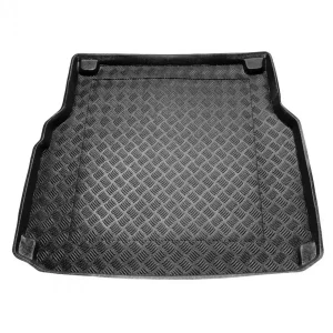 MERCEDES KLASA C (W205) KOMBI od 2014 Nakładka na zderzak TRAPEZ Carbon